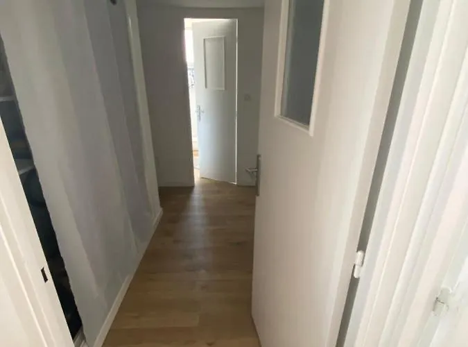 Centre Bord De T3 Appartement Ajaccio (Corsica)